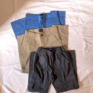 Set of 3 chino pants (2 straight chinos and one cargo pants)